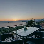 Bay View アパート カラマタ