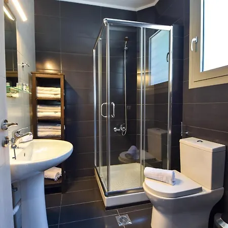 Bay View Apartment *
