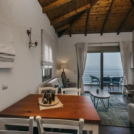 Bay View Apartment